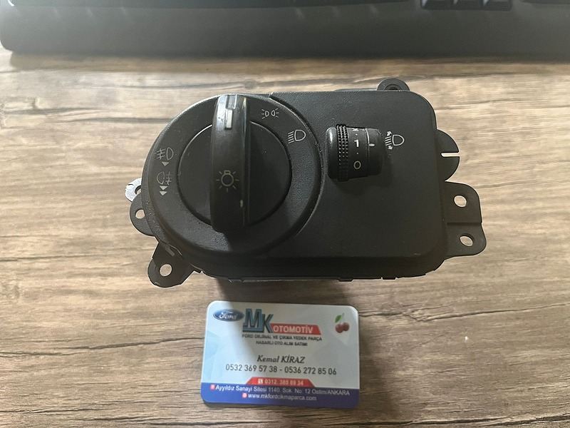 FORD FİESTA ÇIKMA ORJINAL FAR ANAHTARI 2S6T 13A024 CB